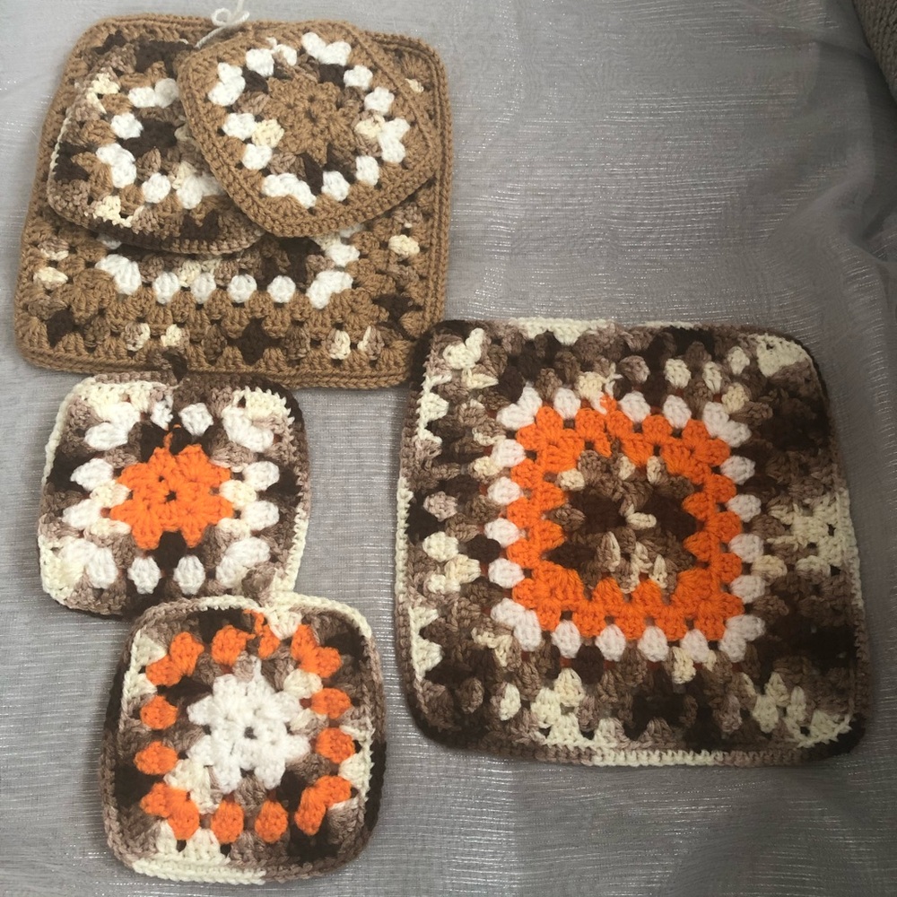 Hand Crocheted Pot Holder Sets
2 - 3pc Sets 
New